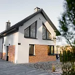 Zamkowy Zakątek - Luksusowe Z Jacuzzi Gospodarstwo wiejskie