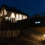 Zamkowy Zakątek - Luksusowe Z Jacuzzi Nowy Wisnicz
